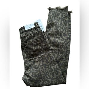 Zara High Waisted Leopard Print Slim Fit Skinny Leg Ankle Jean 10X27 Mob Life
